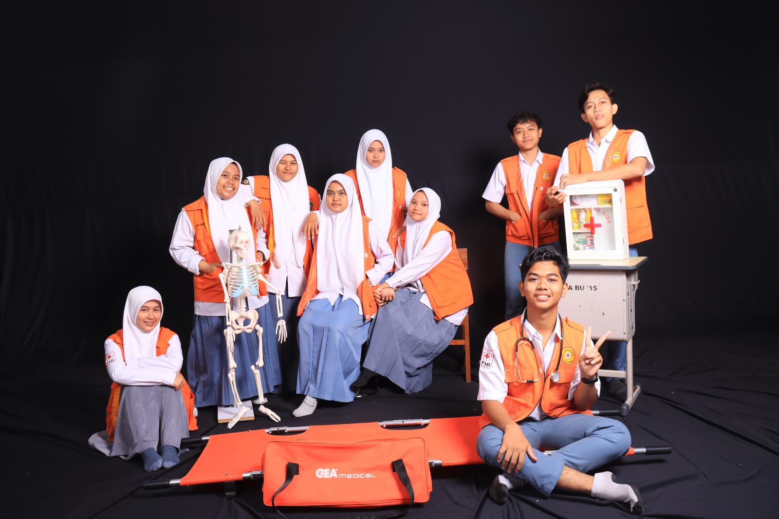 Logo PMR(Palang Merah Remaja)