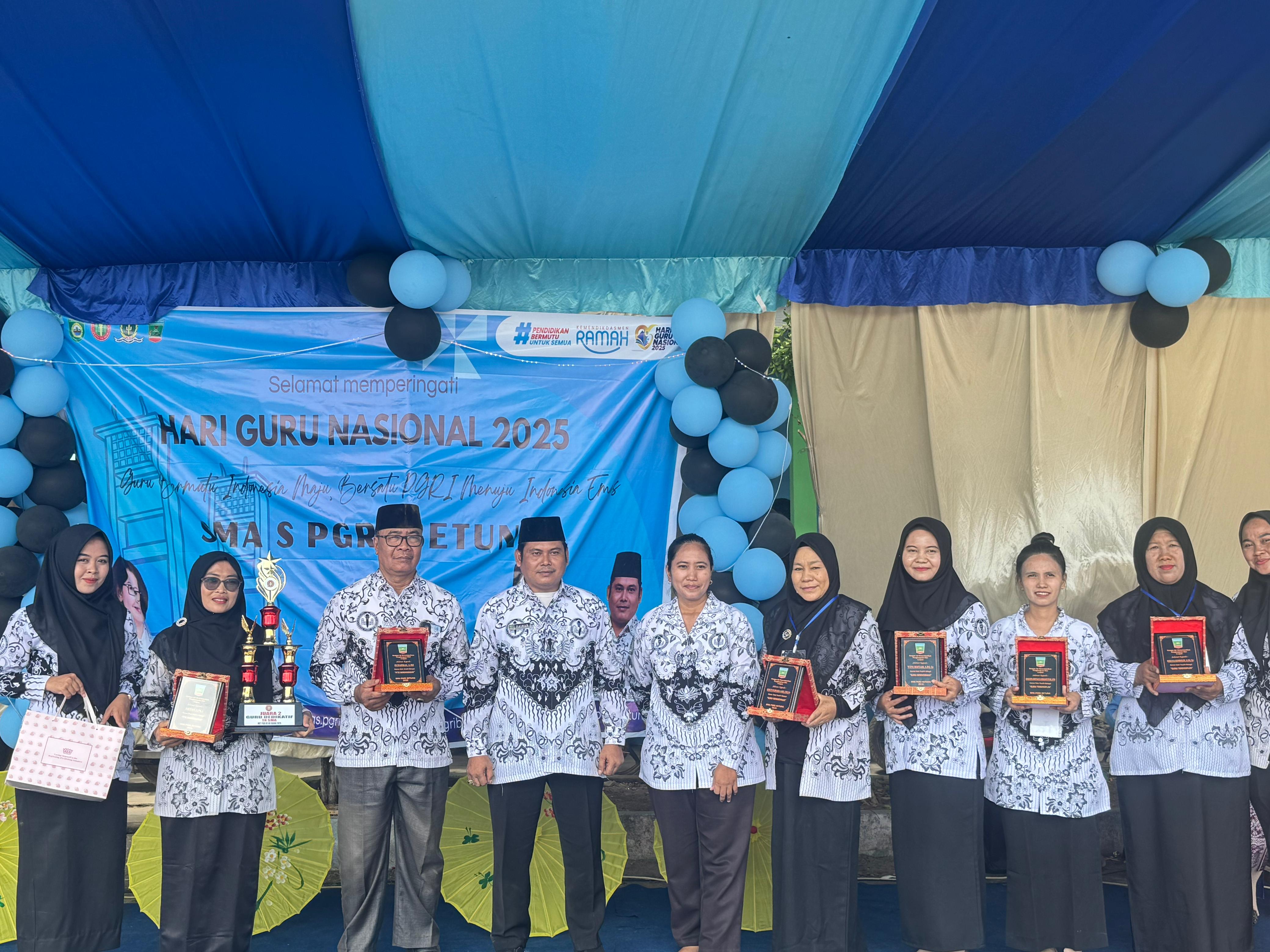 Peringatan HUT PGRI di SMAS PGRI BETUNG